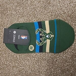 Leaving March: NWT Stance No Show Socks